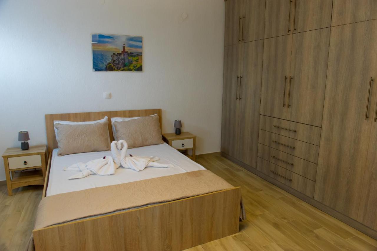 To Petrino Holidays House Metagkitsi Kültér fotó